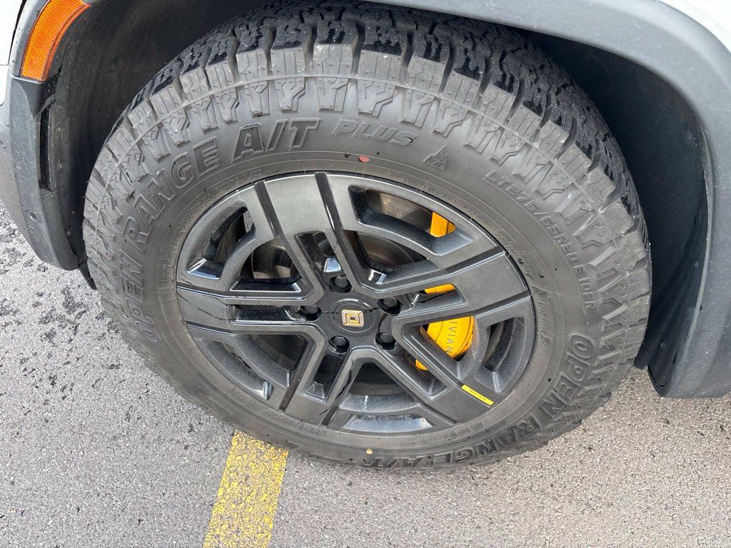 Used 2023 Rivian R1S Adventure Quad AWD/4WD image 11