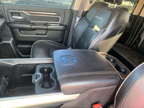 Used 2022 RAM 2500 Laramie w/ Safety Group B image 23