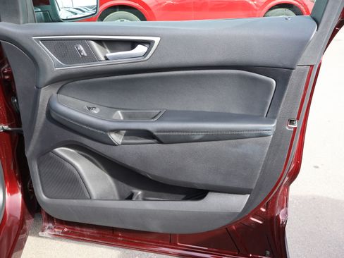 Used 2021 Ford Edge SEL image 7