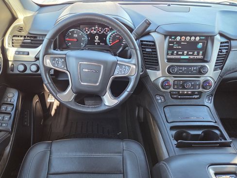 Used 2018 GMC Yukon XL Denali w/ Open Road Package image 13