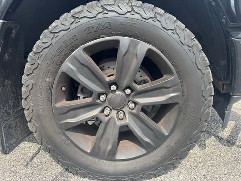 Used 2018 Ford F150 Platinum w/ Technology Package image 39