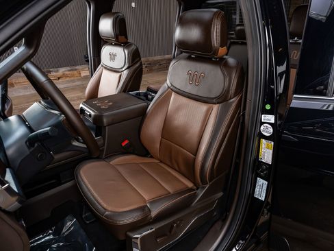 Used 2025 Ford F250 King Ranch w/ Tremor Off-Road Package image 29