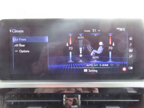 Used 2023 Lexus GX 460 Luxury w/ Sport Design Package AWD/4WD image 45