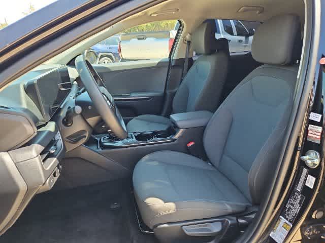 Used 2025 Kia K4 FWD image 14