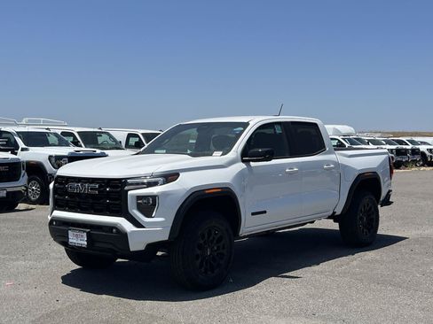 New 2026 GMC Canyon Elevation w/ Convenience Package RWD image 7