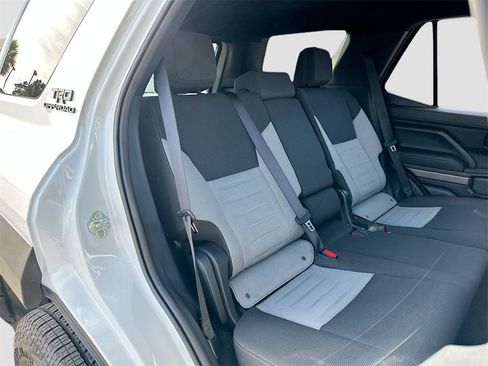 Used 2025 Toyota 4Runner TRD Off-Road image 25