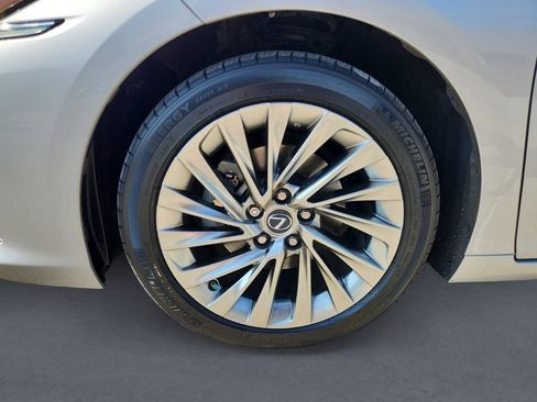 Used 2021 Lexus ES 350 Ultra Luxury w/ Accessory Package 2 FWD image 8
