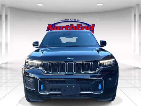 Used 2023 Jeep Grand Cherokee Overland image 8