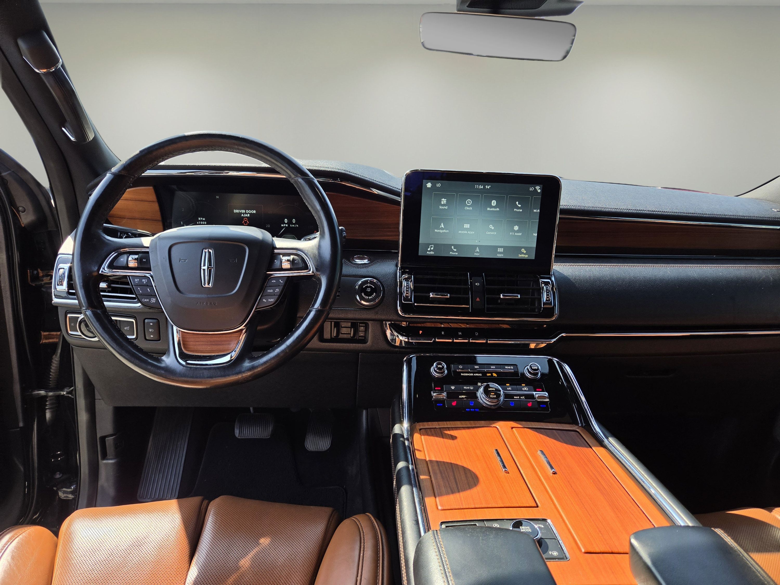 Used 2019 Lincoln Navigator L Reserve AWD/4WD image 13