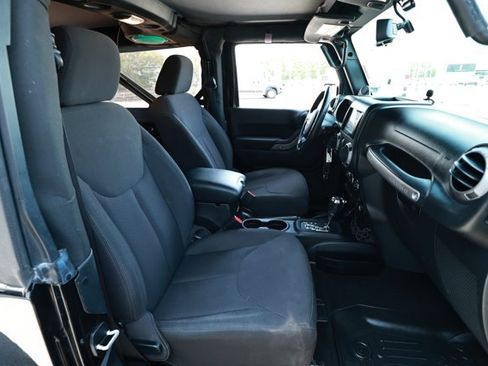 Used 2014 Jeep Wrangler Sport w/ Quick Order Package 24S AWD/4WD image 24