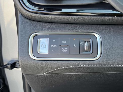 New 2026 Buick Enclave Avenir w/ Super Cruise Package AWD/4WD image 27