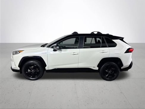 Used 2021 Toyota RAV4 XSE image 9