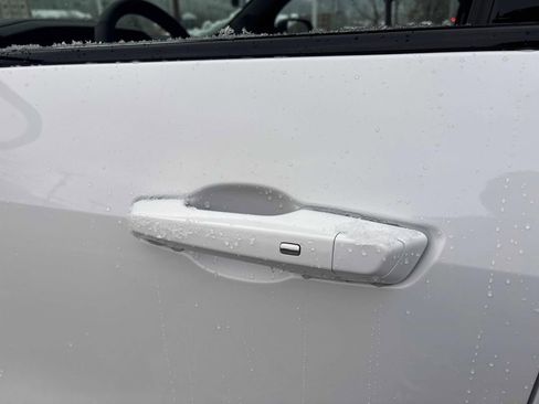 New 2026 GMC Acadia Elevation image 10