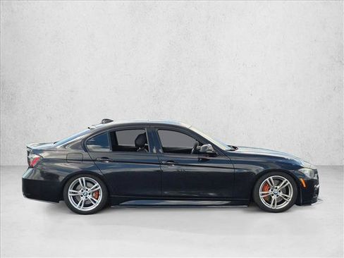 Used 2014 BMW 335i xDrive Sedan AWD/4WD image 4