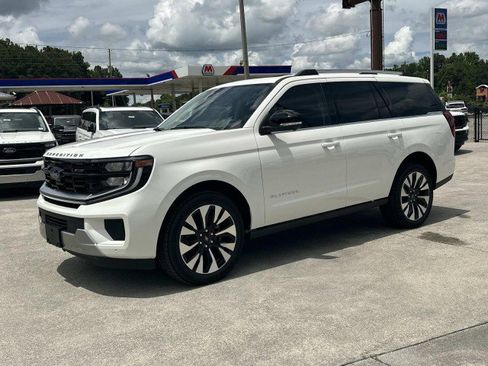New 2026 Ford Expedition Platinum w/ Driver's Package AWD/4WD image 3