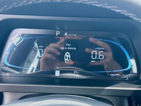 New 2026 Hyundai Elantra SEL Sport Premium FWD image 9