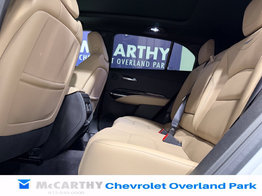 Used 2024 Cadillac XT4 Luxury w/ Cold Weather Package FWD image 26