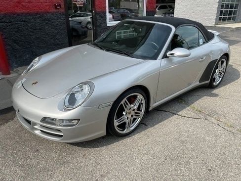Used 2007 Porsche 911 Cabriolet image 20