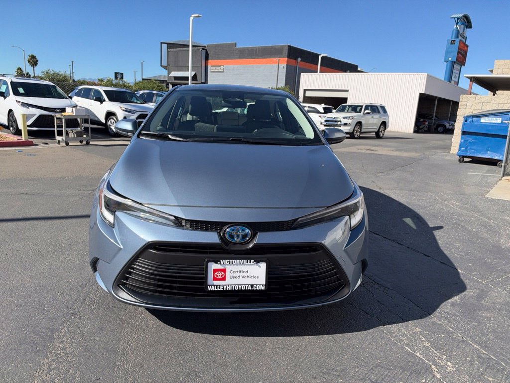 Certified 2025 Toyota Corolla LE w/ LE Premium Package FWD image 4