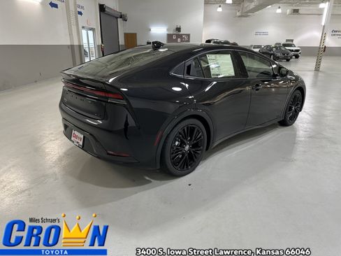 New 2026 Toyota Prius AWD image 9