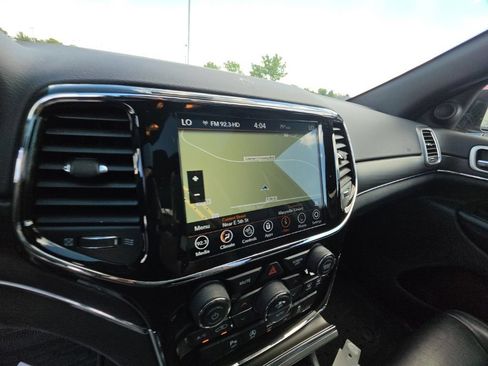 Used 2021 Jeep Grand Cherokee Limited AWD/4WD image 20