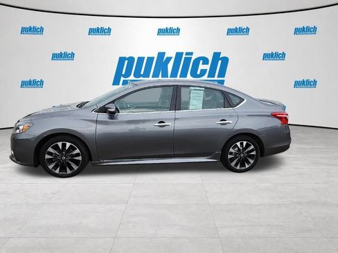 Used 2019 Nissan Sentra SR w/ Premium Package (SR) FWD image 2