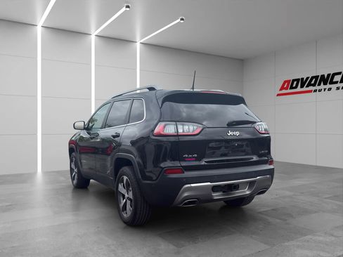 Used 2019 Jeep Cherokee Limited w/ Luxury Group AWD/4WD image 4