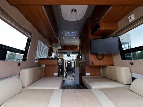 Used 2014 Mercedes-Benz Sprinter 3500 image 56