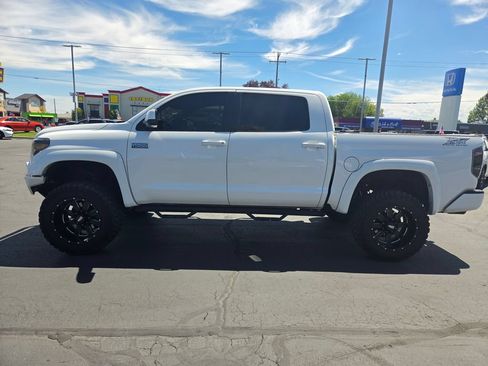 Used 2017 Toyota Tundra Platinum AWD/4WD image 5