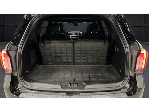 Used 2025 Ford Explorer ST-Line w/ Premium Package AWD/4WD image 28
