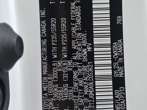 Used 2020 Lexus RX 450h AWD w/ Luxury Package image 33