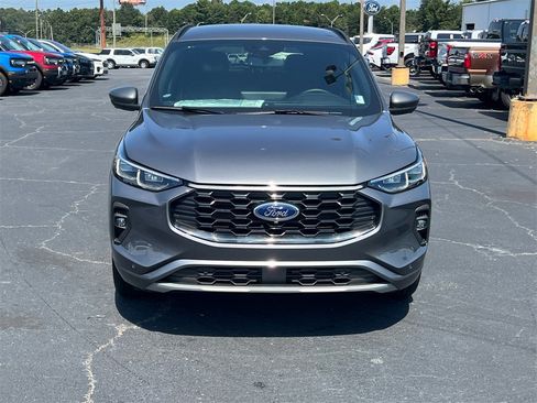 Used 2024 Ford Escape ST-Line Elite image 2