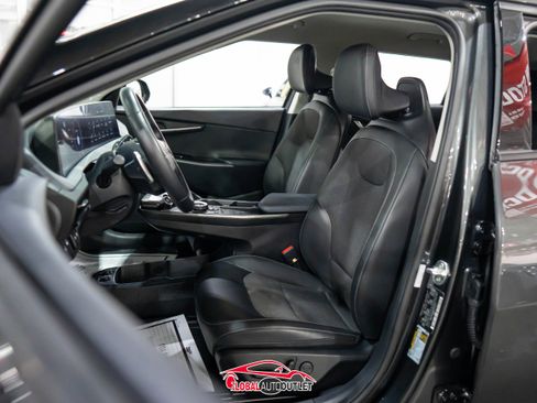 Used 2024 Kia EV6 Light image 15