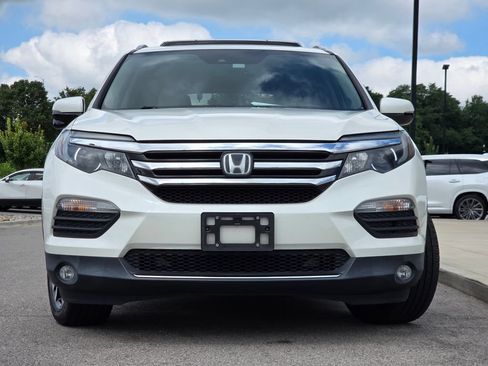 Used 2016 Honda Pilot Touring image 3