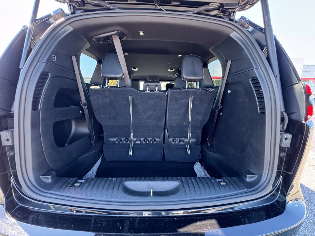 Used 2025 Chrysler Pacifica Select FWD image 11