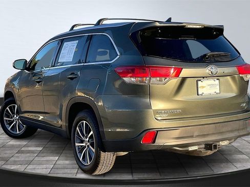 Used 2019 Toyota Highlander XLE image 13