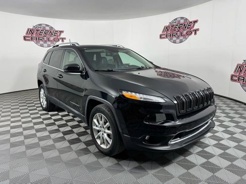 Used 2016 Jeep Cherokee Limited AWD/4WD image 9