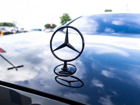 Used 2021 Mercedes-Benz S 580 4MATIC Sedan w/ AMG Line image 7