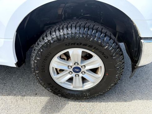 Used 2018 Ford F150 XLT w/ Trailer Tow Package image 39