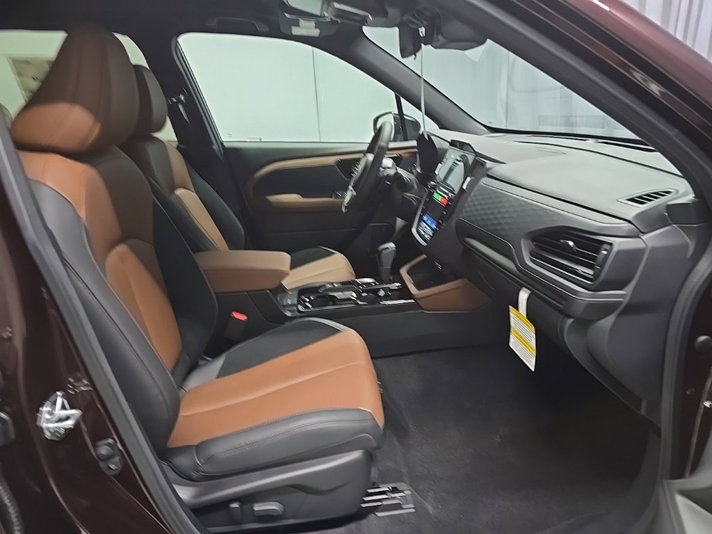 New 2026 Subaru Forester Touring AWD/4WD image 5