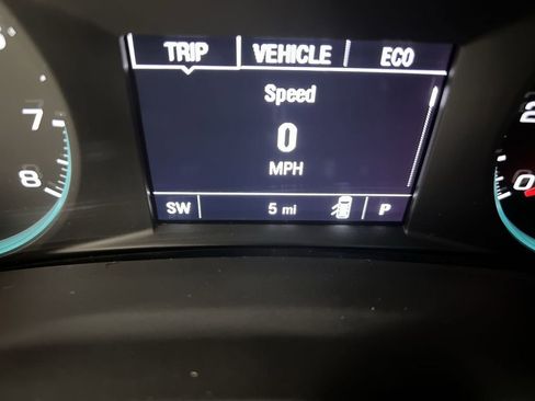 Used 2023 Chevrolet Equinox LS AWD/4WD image 12