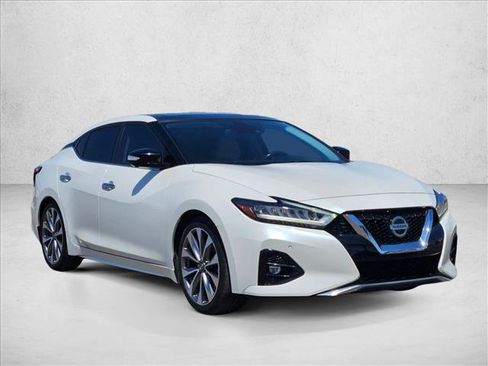 Used 2021 Nissan Maxima Platinum w/ Sport Mat Group FWD image 3