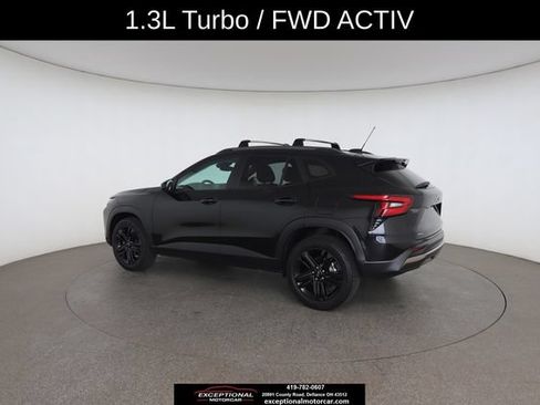 Used 2025 Chevrolet Trax ACTIV w/ Driver Confidence Package FWD image 10