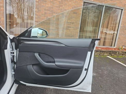 Used 2024 Tesla Model S Plaid AWD/4WD image 59