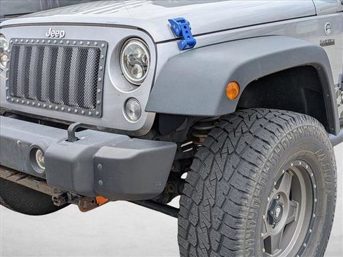 Used 2016 Jeep Wrangler Unlimited Sport w/ Quick Order Package 23S AWD/4WD image 9