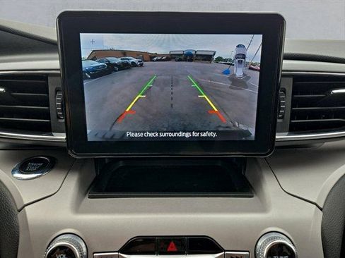 Certified 2023 Ford Explorer XLT w/ Equipment Group 202A AWD/4WD image 19