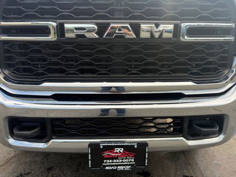 Used 2021 RAM 2500 Tradesman w/ Chrome Appearance Group AWD/4WD image 54