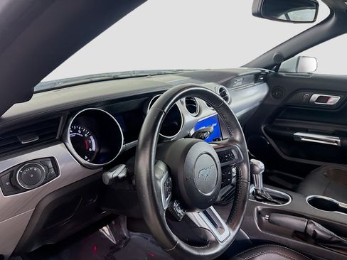 Used 2020 Ford Mustang Premium image 23