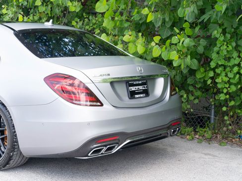 Used 2018 Mercedes-Benz S 63 AMG S 4MATIC Sedan image 97