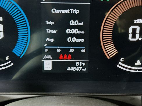 Used 2025 Hyundai Sonata SEL FWD image 19